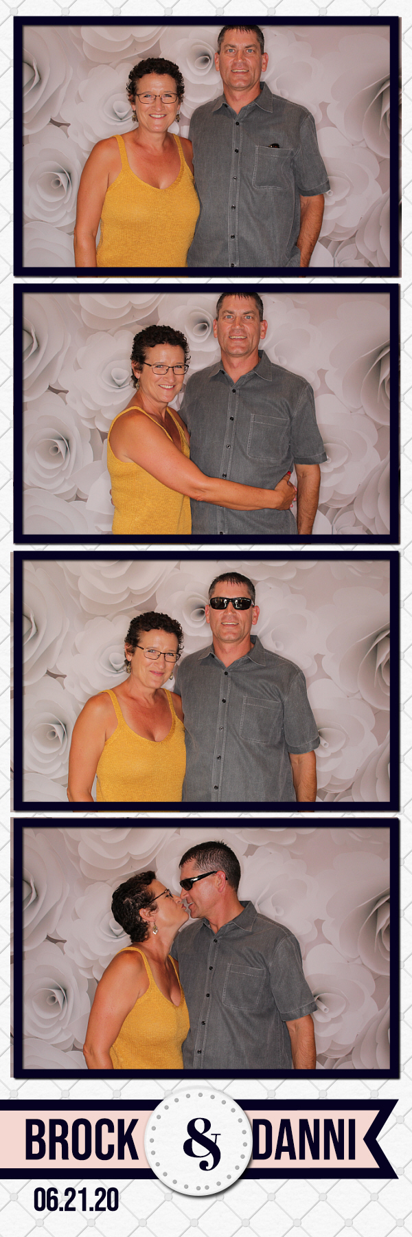 Danni and Brock’s Wedding | View more photos from the event at gallery.photoboothbillings.com/u/PhotoBoothBillings/Danni-and-Brock’s-Wedding